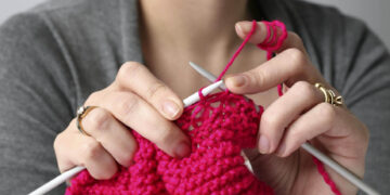 Melhores Sites e Apps Gratuitos para Aprender Crochê em 2025